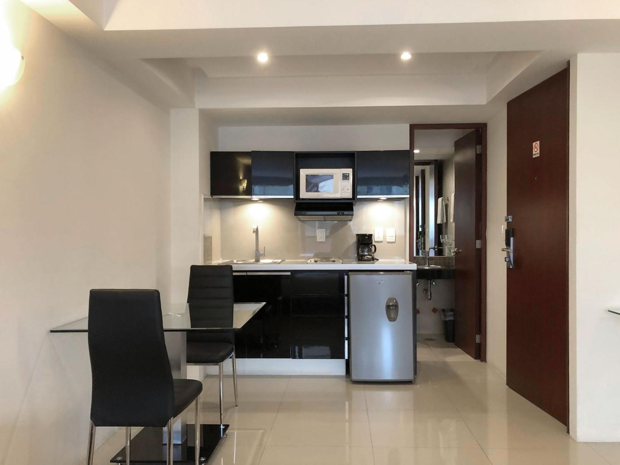 Suites Capri Reforma Angel 380 Mexikóváros Szoba fotó