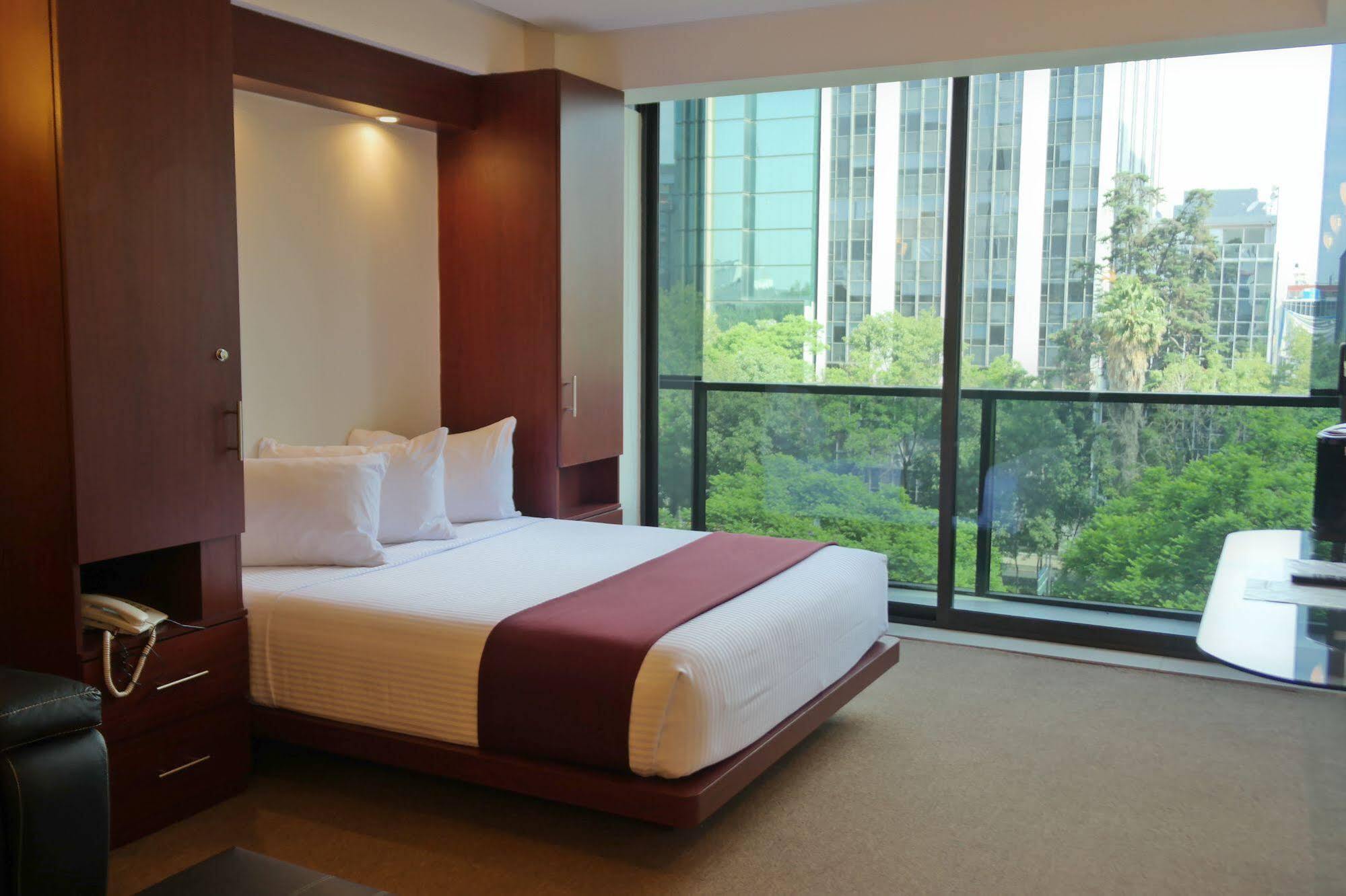Suites Capri Reforma Angel 380 Mexikóváros Kültér fotó